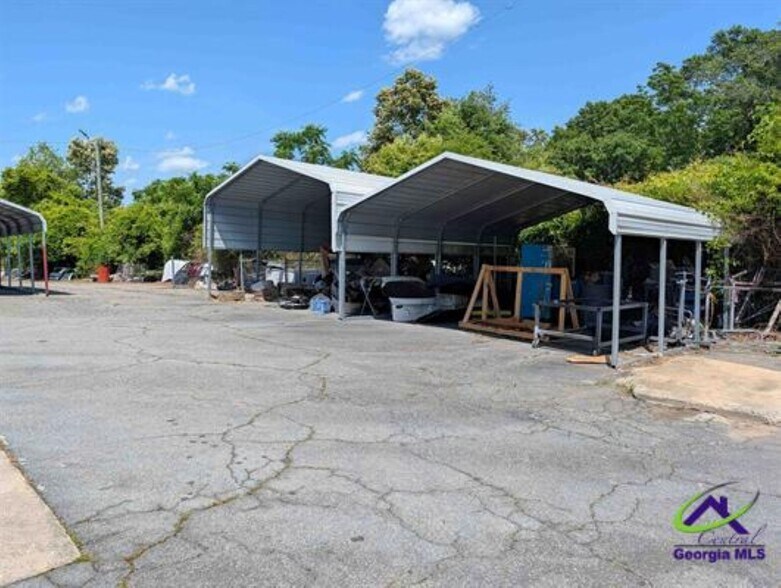 More Photos Of 614 N Davis Dr, Warner Robins Auto Repair For Sale