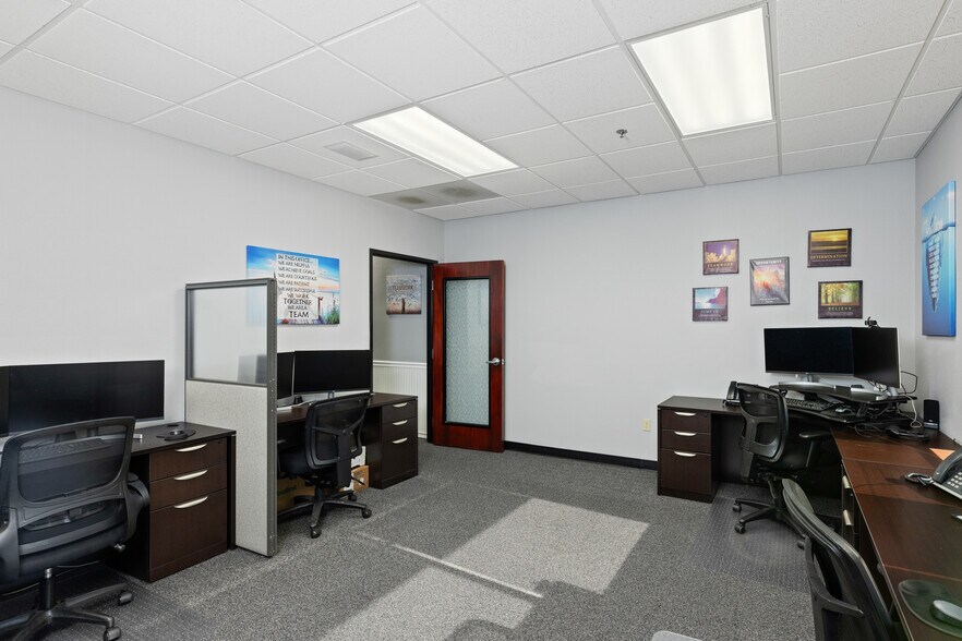 More Photos Of 9401 E Stockton Blvd, Elk Grove Office Residential For Sale