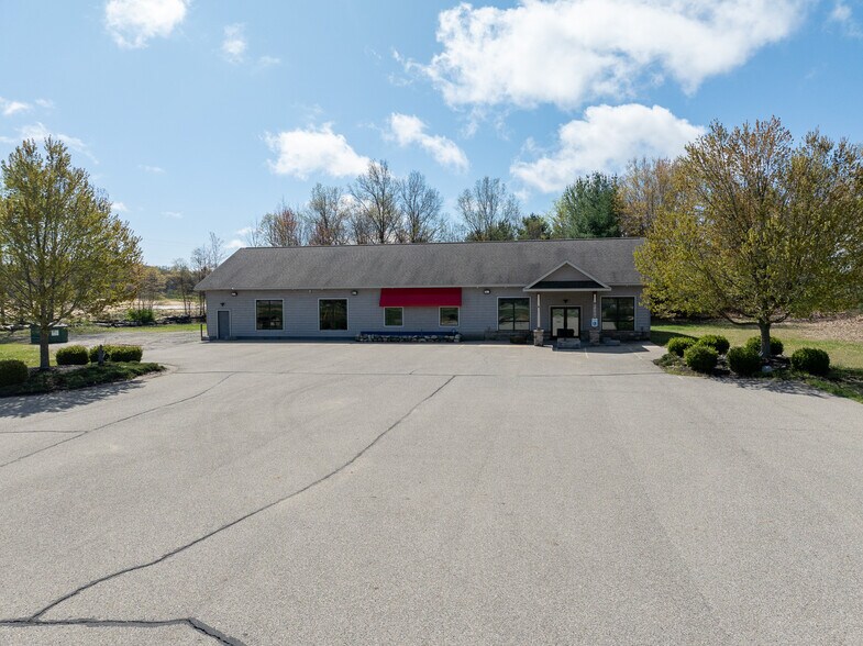 Primary Photo Of 6398 Blue Star Hwy, Saugatuck Freestanding For Sale