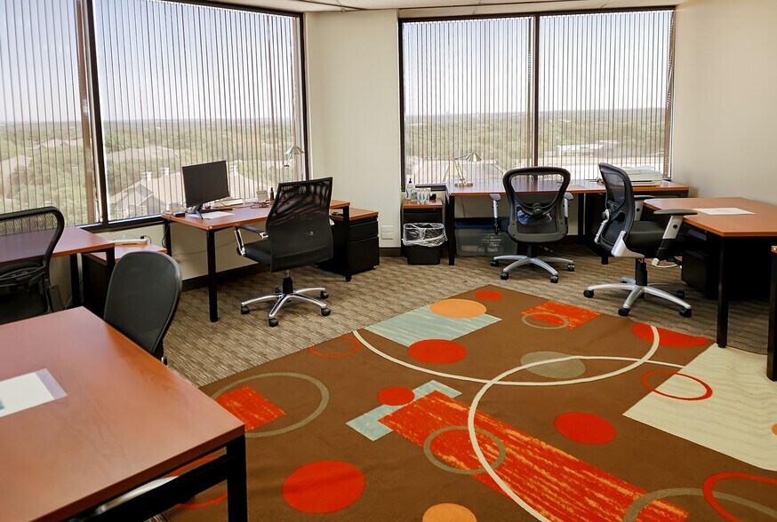 More Photos Of 9901 W Interstate 10, San Antonio Office Residential For Lease