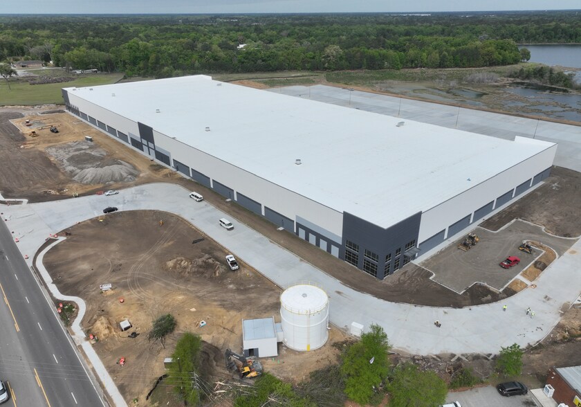 More Photos Of 4704 Ogeechee Rd, Savannah Warehouse For Lease