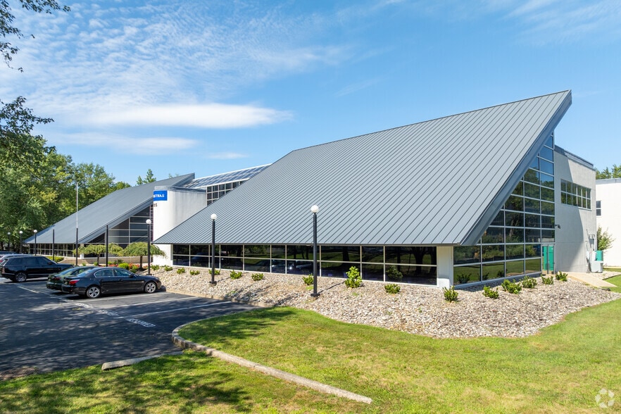 Primary Photo Of 195 Clarksville Rd, West Windsor Flex For Sale