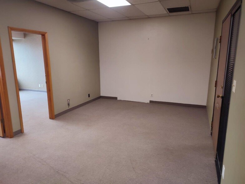 More Photos Of 2427 Jefferson Ave, Ogden Apartments For Lease