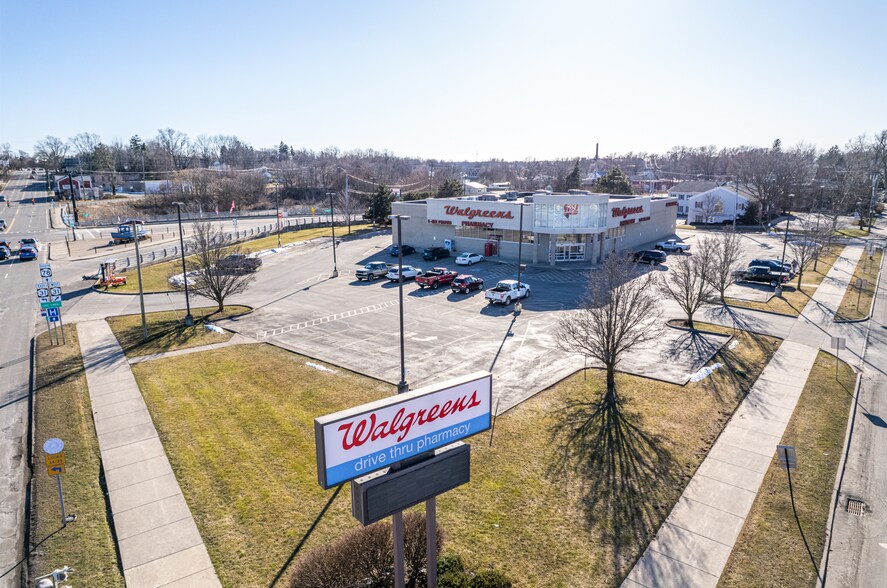 More Photos Of 5 N Transit St, Lockport Drugstore For Sale