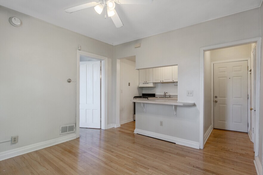 More Photos Of 101 Comstock Ave, Syracuse Apartments For Sale