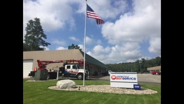 More Photos Of 500-580 Industrial Park Rd, Deep River Warehouse For Lease