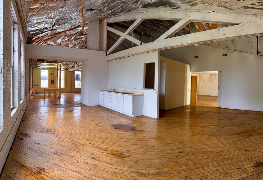 More Photos Of 1100 W Town St, Columbus Industrial For Sale