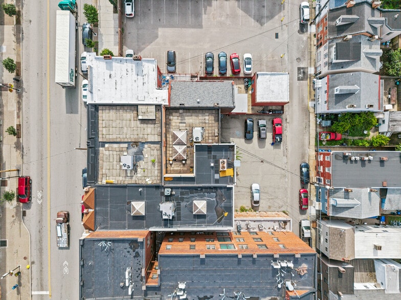 More Photos Of 1710-1712 E Carson St, Pittsburgh Office For Sale