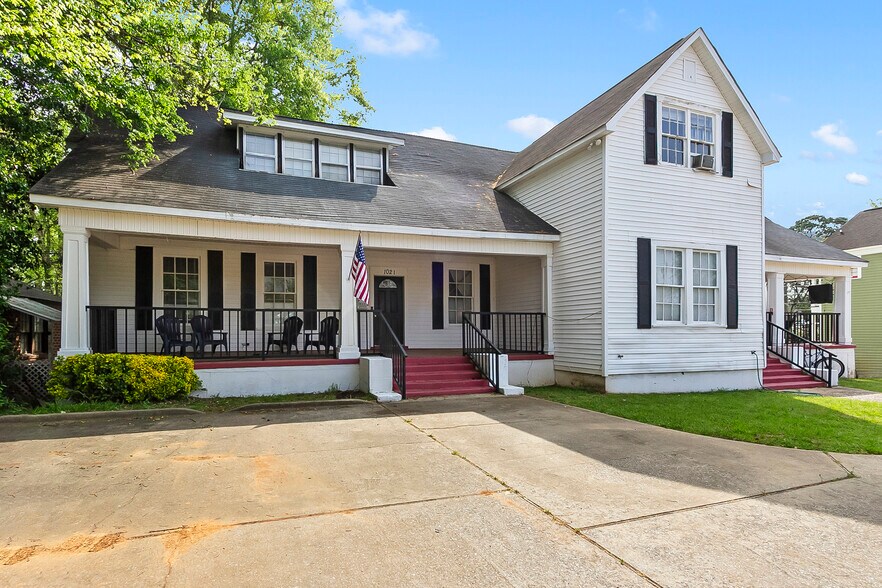 More Photos Of 1021 Queen City Ave, Tuscaloosa Multifamily For Sale