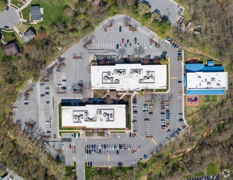 More Photos Of 809-810 Gleneagles Ct, Towson Unknown For Lease