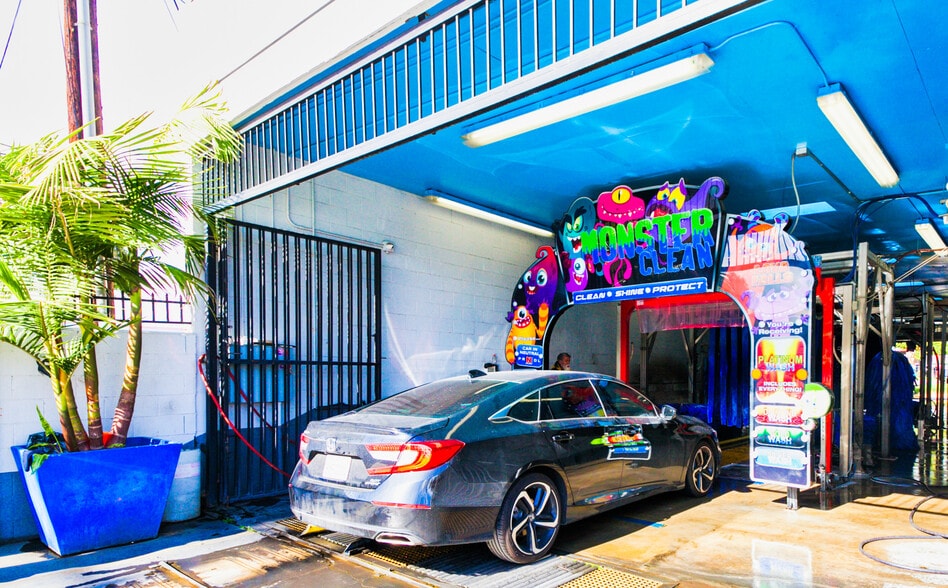 More Photos Of 530 E Holt Ave, Pomona Carwash For Sale