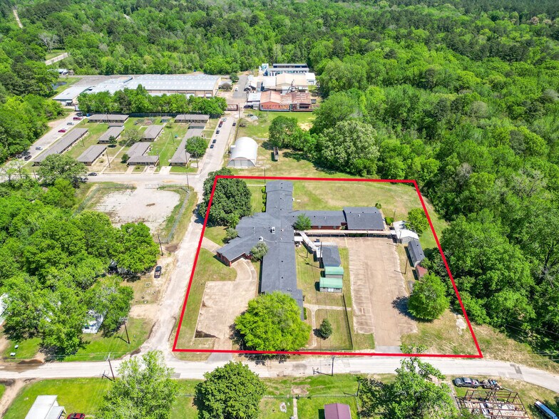 More Photos Of 510 E Bonham St, Jefferson Medical For Sale