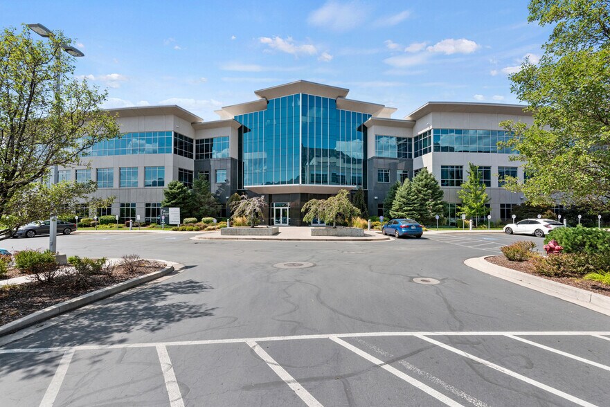 More Photos Of 4931 N 300 W, Provo Office For Lease