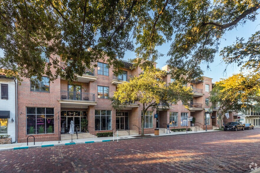 More Photos Of 444 W New England Ave, Winter Park Office For Lease