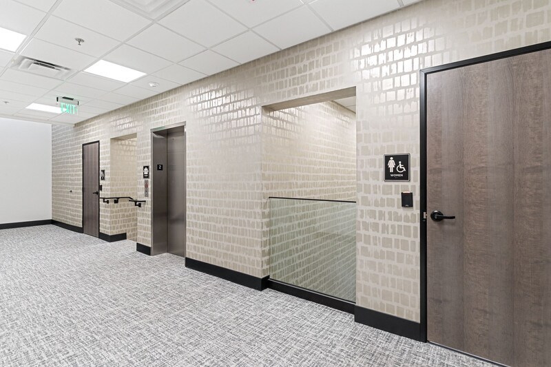 More Photos Of 5420 W Sahara Ave, Las Vegas Office For Lease