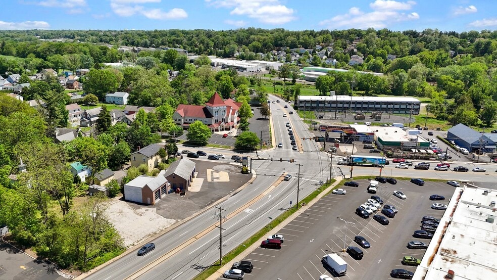 More Photos Of 2304 Huntingdon Pike, Huntingdon Valley Auto Repair For Sale