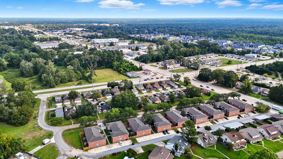 More Photos Of 3150 Oneal Ln, Baton Rouge Multifamily For Sale