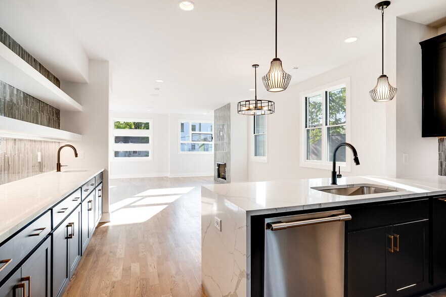 More Photos Of 211 N 9th St, Nashville Apartments For Sale