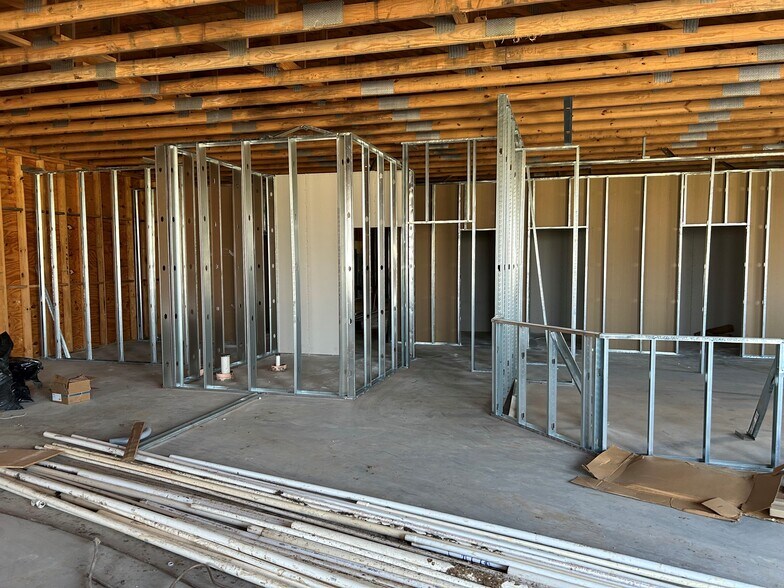 More Photos Of 3004 Burton Ave, Fort Worth Medical For Lease