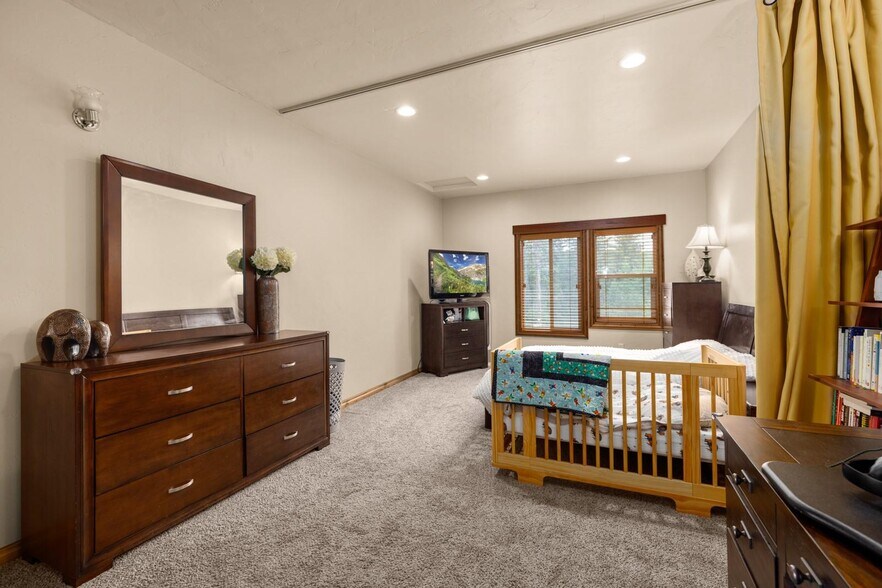 More Photos Of 5879 Us Highway 93 S, Whitefish Multifamily For Sale