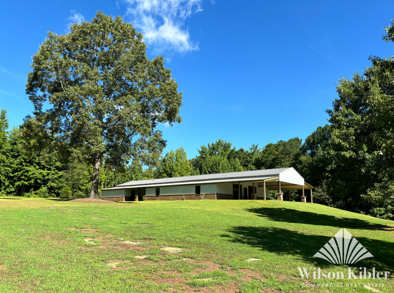 Primary Photo Of 1120 Plantation Ln, Batesburg Leesville Specialty For Sale