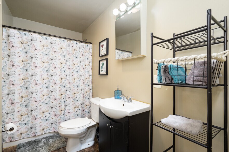 More Photos Of 103 IL-53, Braceville Restaurant For Sale