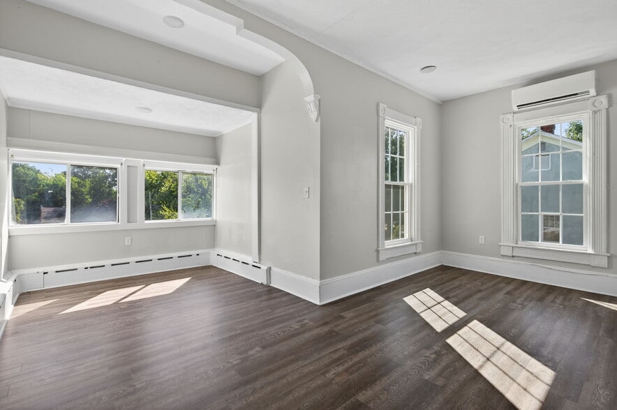 More Photos Of 406 S Armistead Ave, Hampton Apartments For Sale