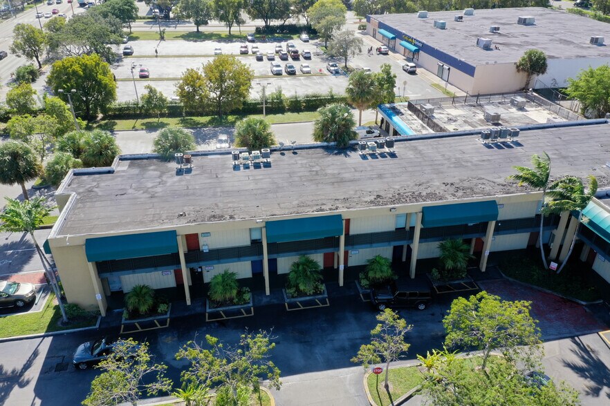 More Photos Of 2331 N State Road 7, Lauderhill Office For Sale