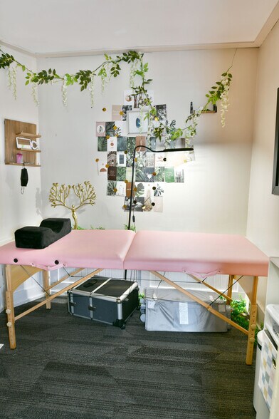 More Photos Of 12-14 N Main St, Hubbard Storefront Retail Residential For Sale