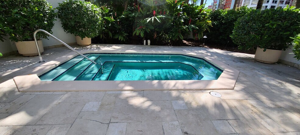 More Photos Of 151 SE 15th Rd, Miami Loft Creative Space For Sale