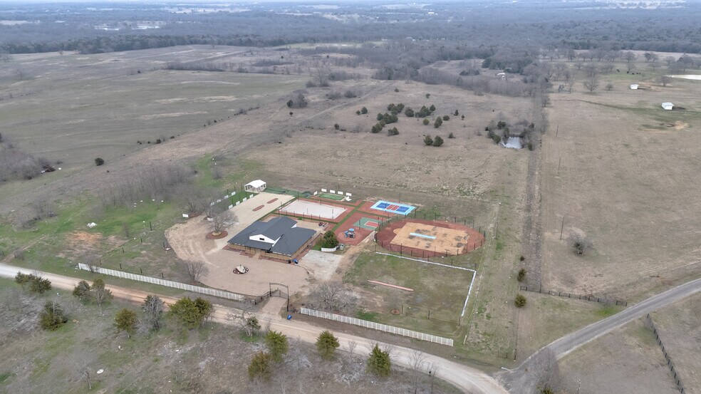 More Photos Of 550 County Road 297, Gainesville Specialty For Sale