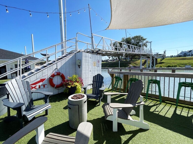 More Photos Of 1900 Victory Ln, Prospect Marina For Sale