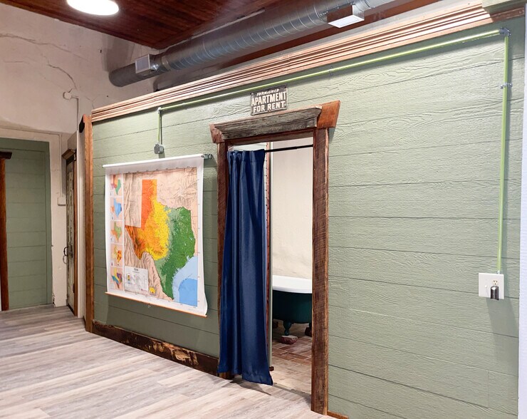 More Photos Of 503-505 Conrad Hilton Blvd, Cisco Storefront Retail Residential For Sale