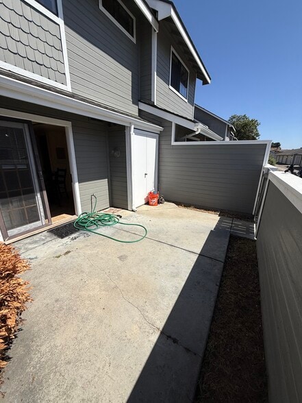More Photos Of 417 Tiffany Dr, Santa Maria Apartments For Sale