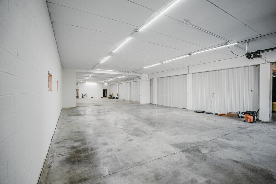 More Photos Of 3260 Gorham Ave, Saint Louis Park Warehouse For Lease