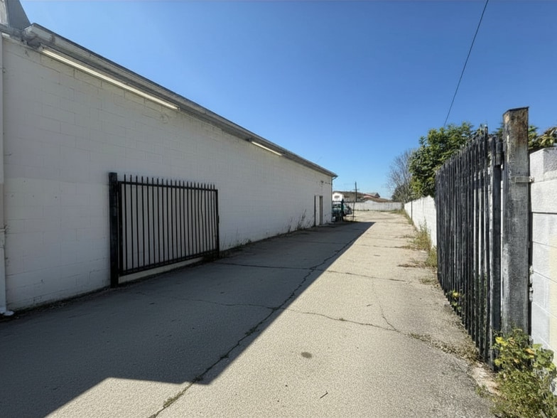 More Photos Of 4137 N Peck Rd, El Monte Freestanding For Sale