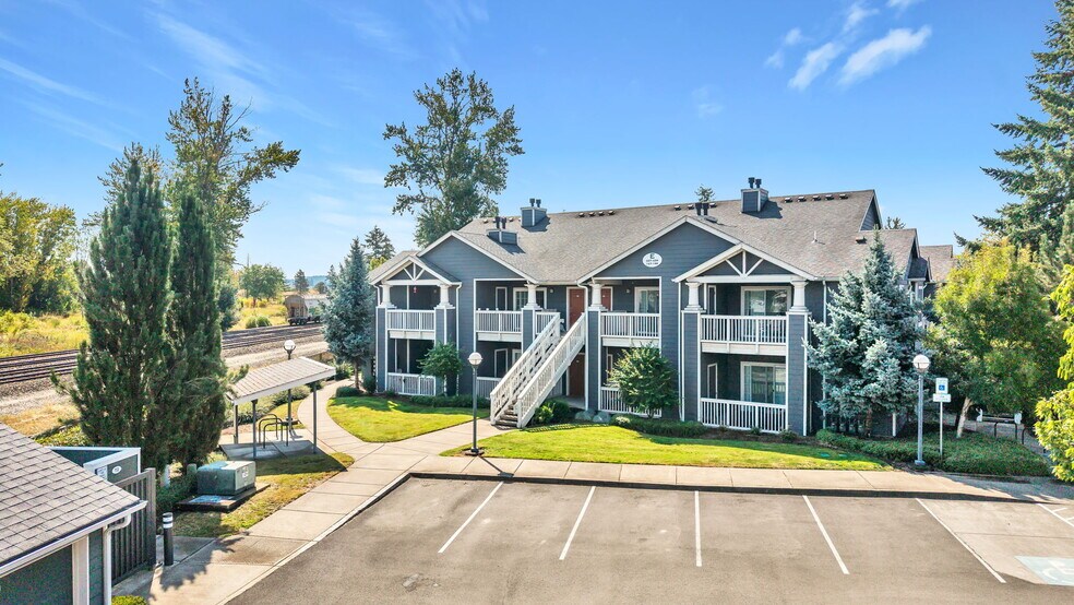 More Photos Of 2211 McKinney Ln, Lebanon Apartments For Sale