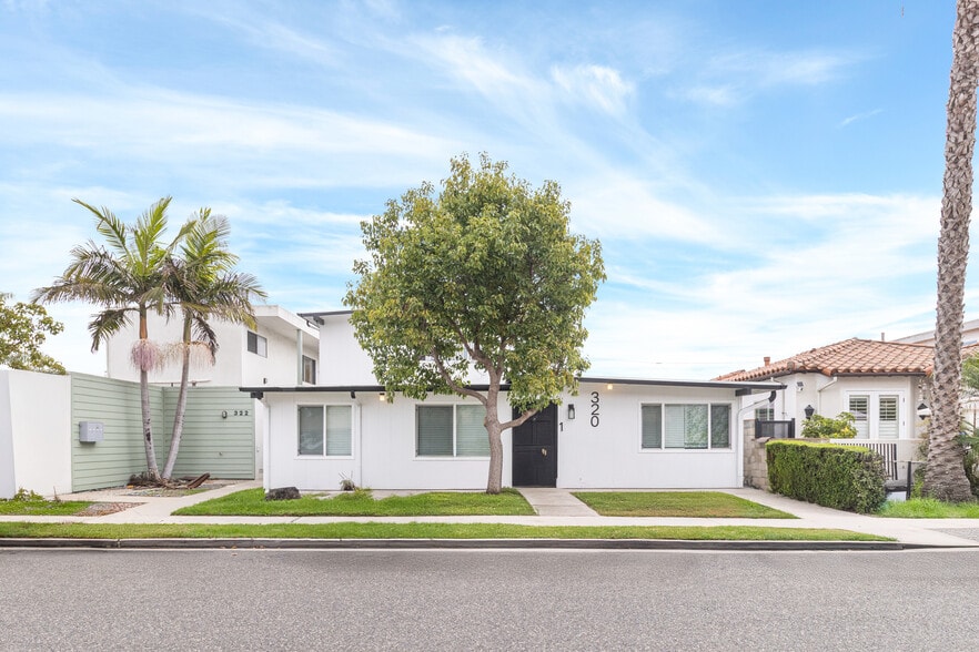 More Photos Of 320 7th St, Seal Beach Apartments For Sale