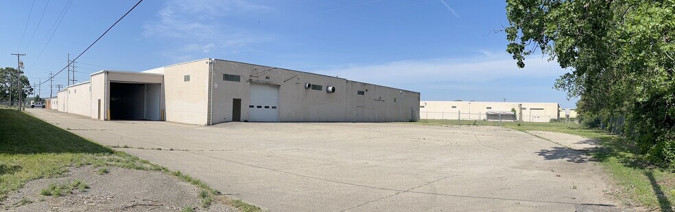 More Photos Of 1700 W Lusher Ave, Elkhart Warehouse For Sale