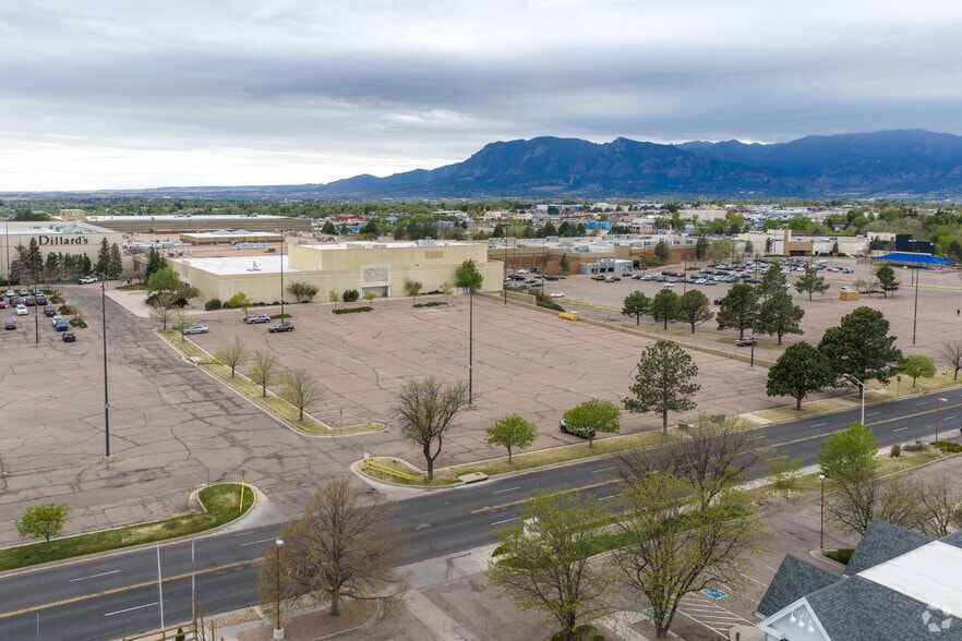 More Photos Of 820 & 3655 Citadel Dr E, Colorado Springs General Retail For Sale