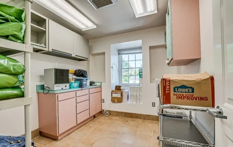 More Photos Of 3055 Route 27, Franklin Park Medical For Sale