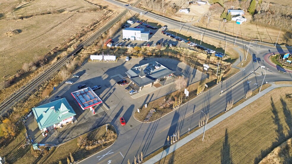 More Photos Of 3 AB-11A, Sylvan Lake Restaurant For Sale