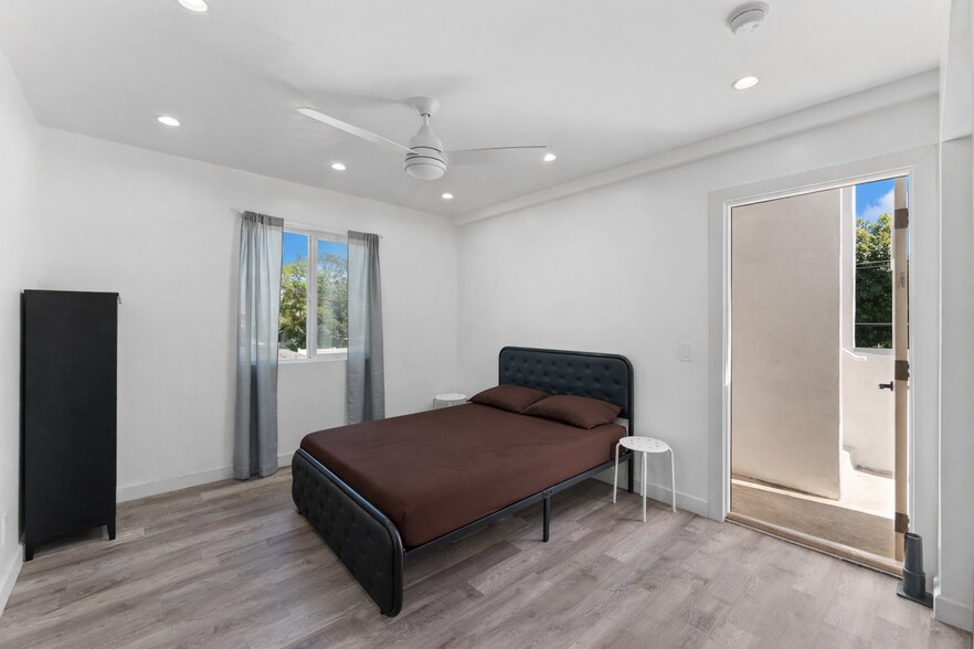 More Photos Of 829 11th St, Imperial Beach Apartments For Sale