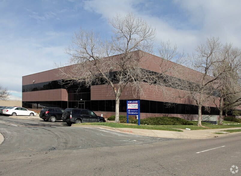 Primary Photo Of 2121 S Blackhawk St, Aurora Office For Lease