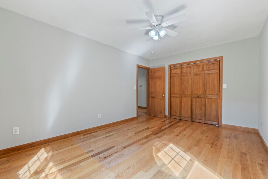 More Photos Of 41 Hobbs Rd, West Newfield Specialty For Sale