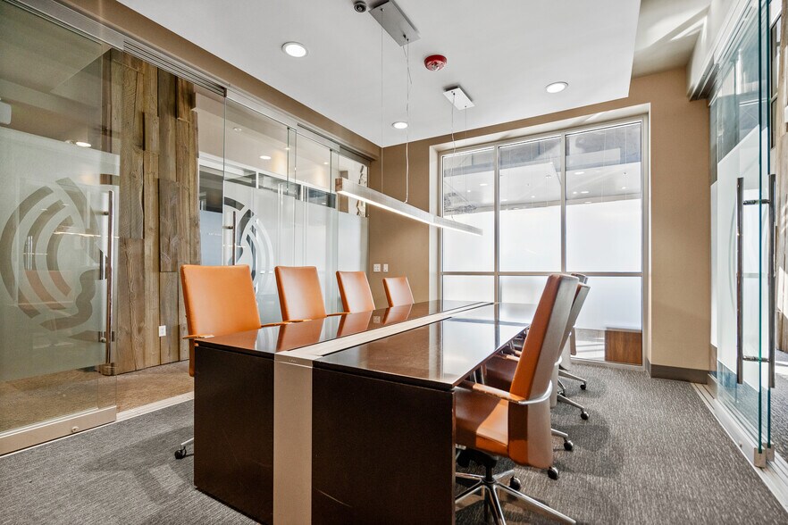 More Photos Of 165 Caprice Ct, Castle Rock Warehouse For Lease