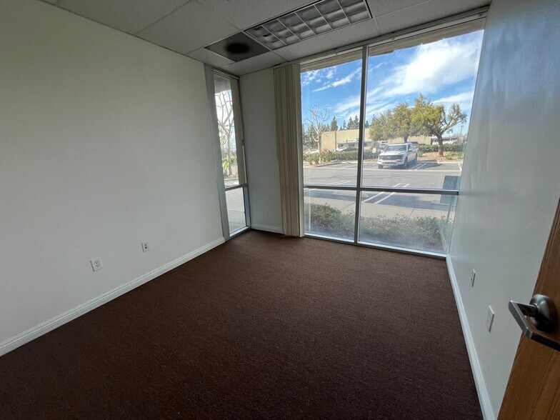 More Photos Of 8423 Rochester Ave, Rancho Cucamonga Warehouse For Sale