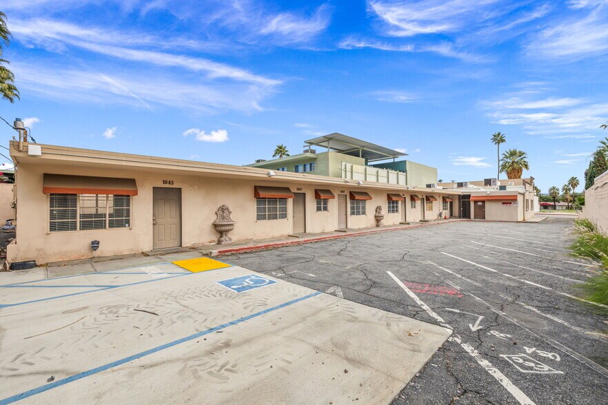 More Photos Of 1059-1063 N Palm Canyon Dr, Palm Springs Storefront For Sale