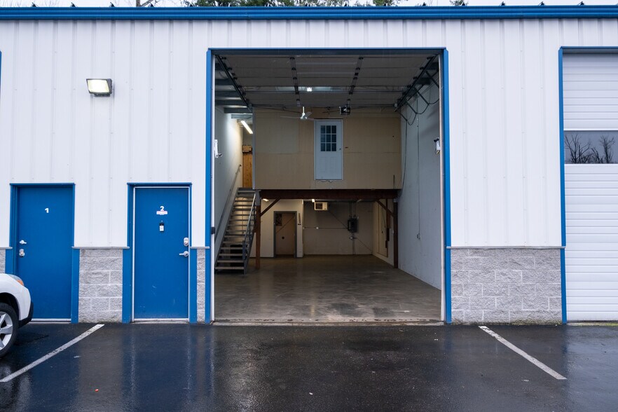 More Photos Of 700 Sunset Pond Ln, Bellingham Industrial For Sale