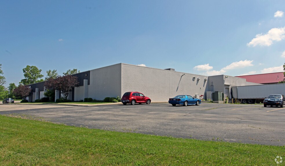 More Photos Of 1170 Industrial Park Dr, Vandalia Warehouse For Sale